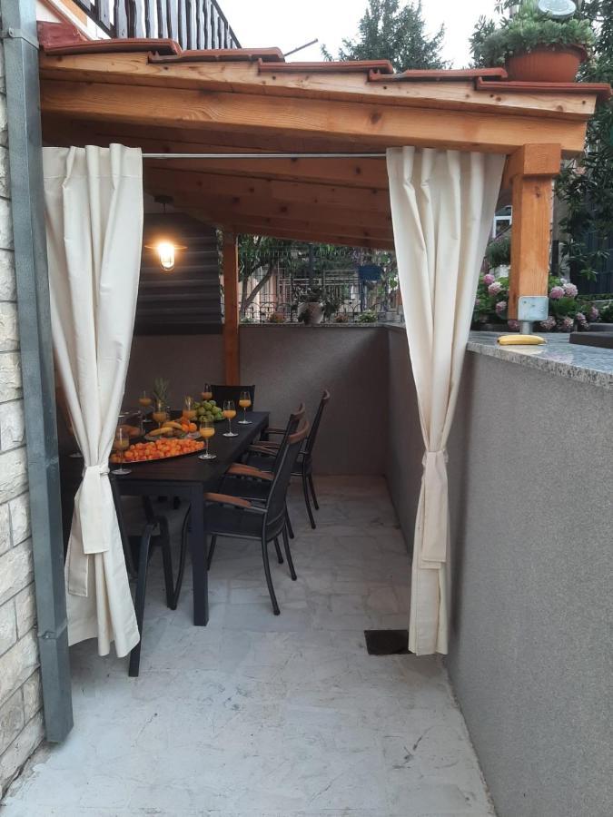 Apartment Radalj Kaštela Eksteriør bilde