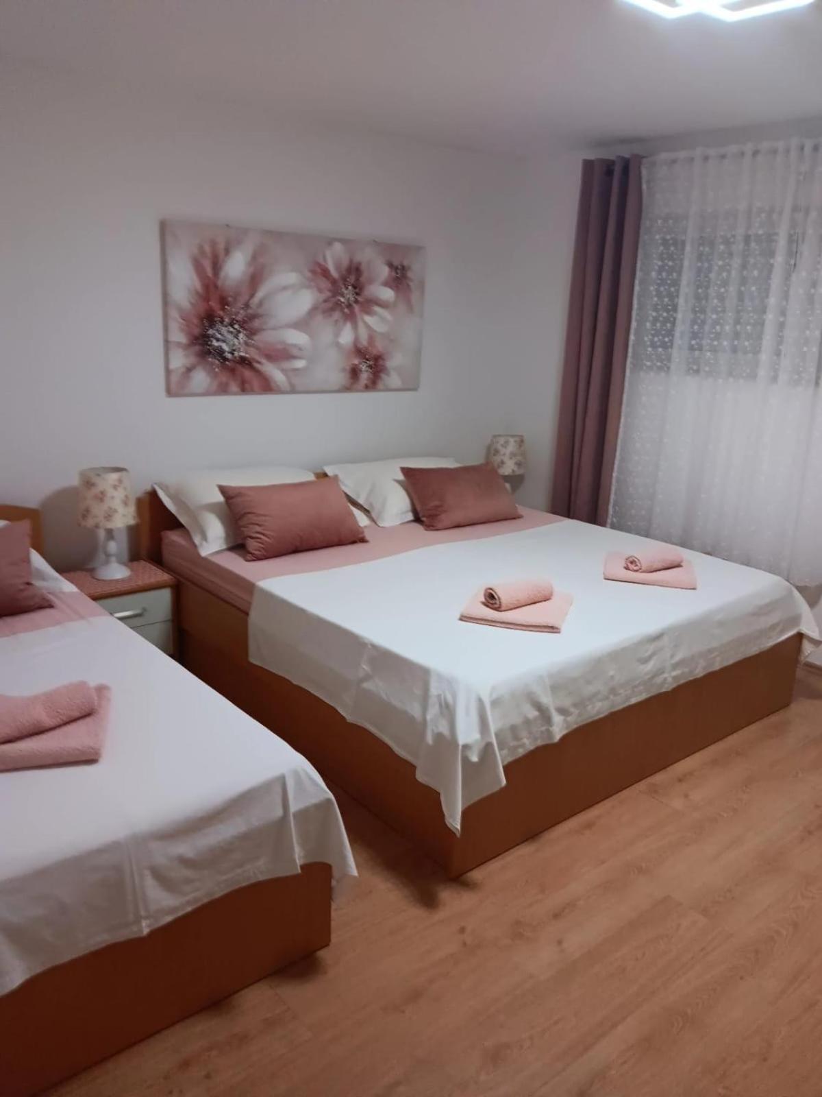 Apartment Radalj Kaštela Eksteriør bilde