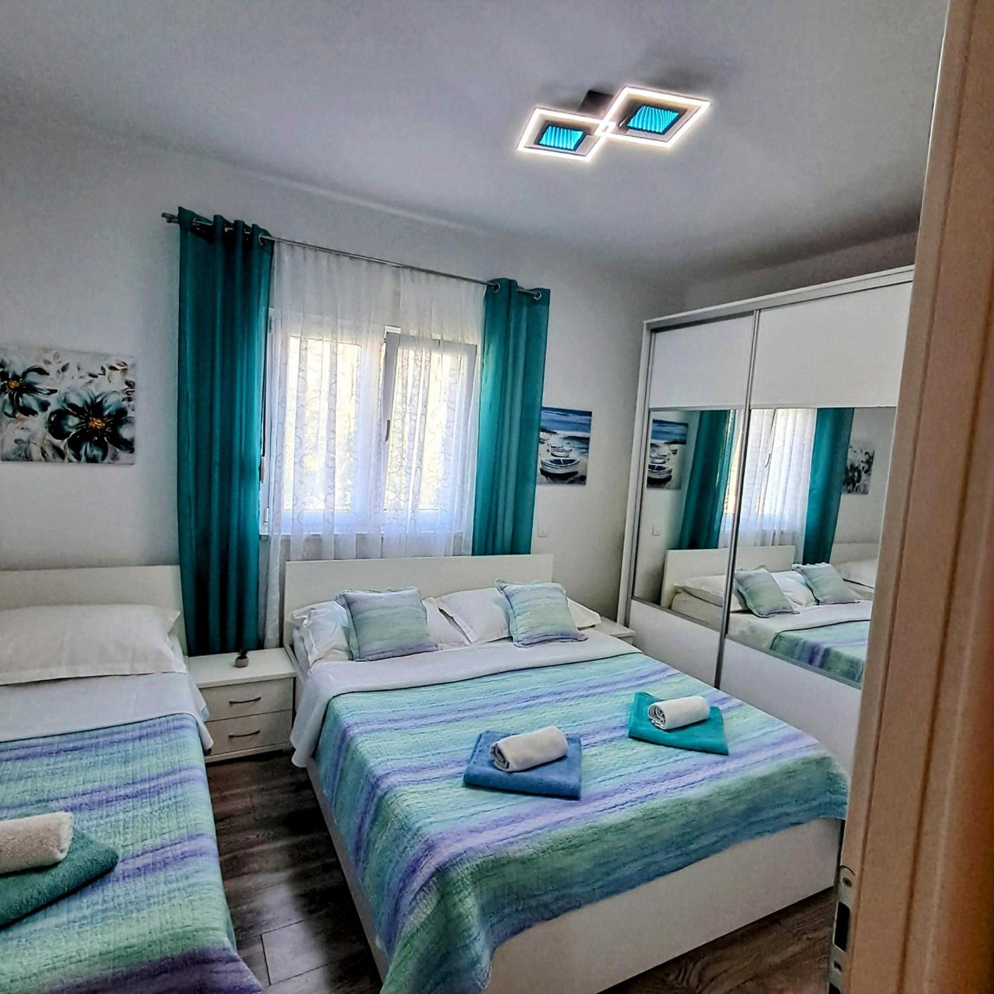 Apartment Radalj Kaštela Eksteriør bilde