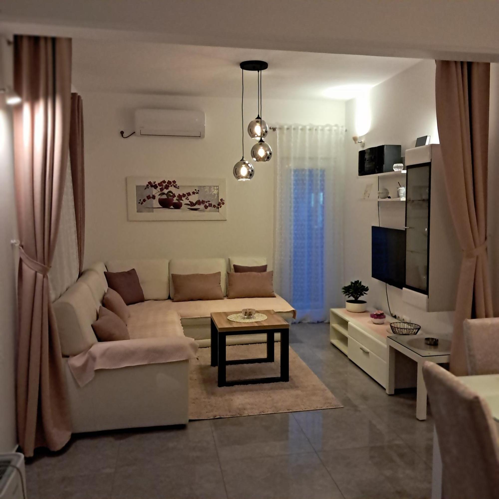 Apartment Radalj Kaštela Eksteriør bilde